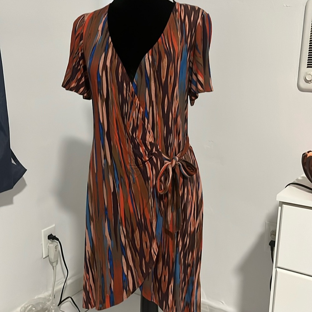 Vestido cruzado mangas cortas
